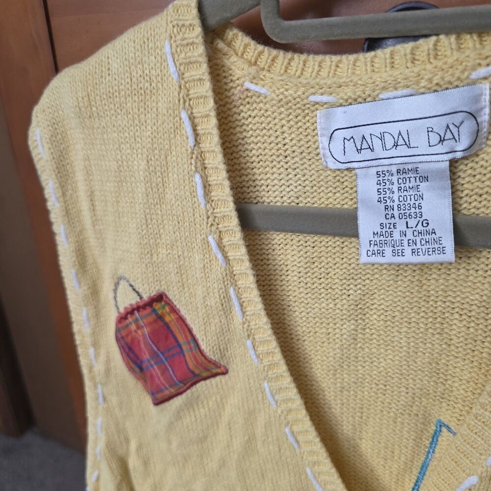 Vintage Mandal Bay Sweater Vest Size Large Yellow Appliqued Purses Shopping - Picture 7 of 11